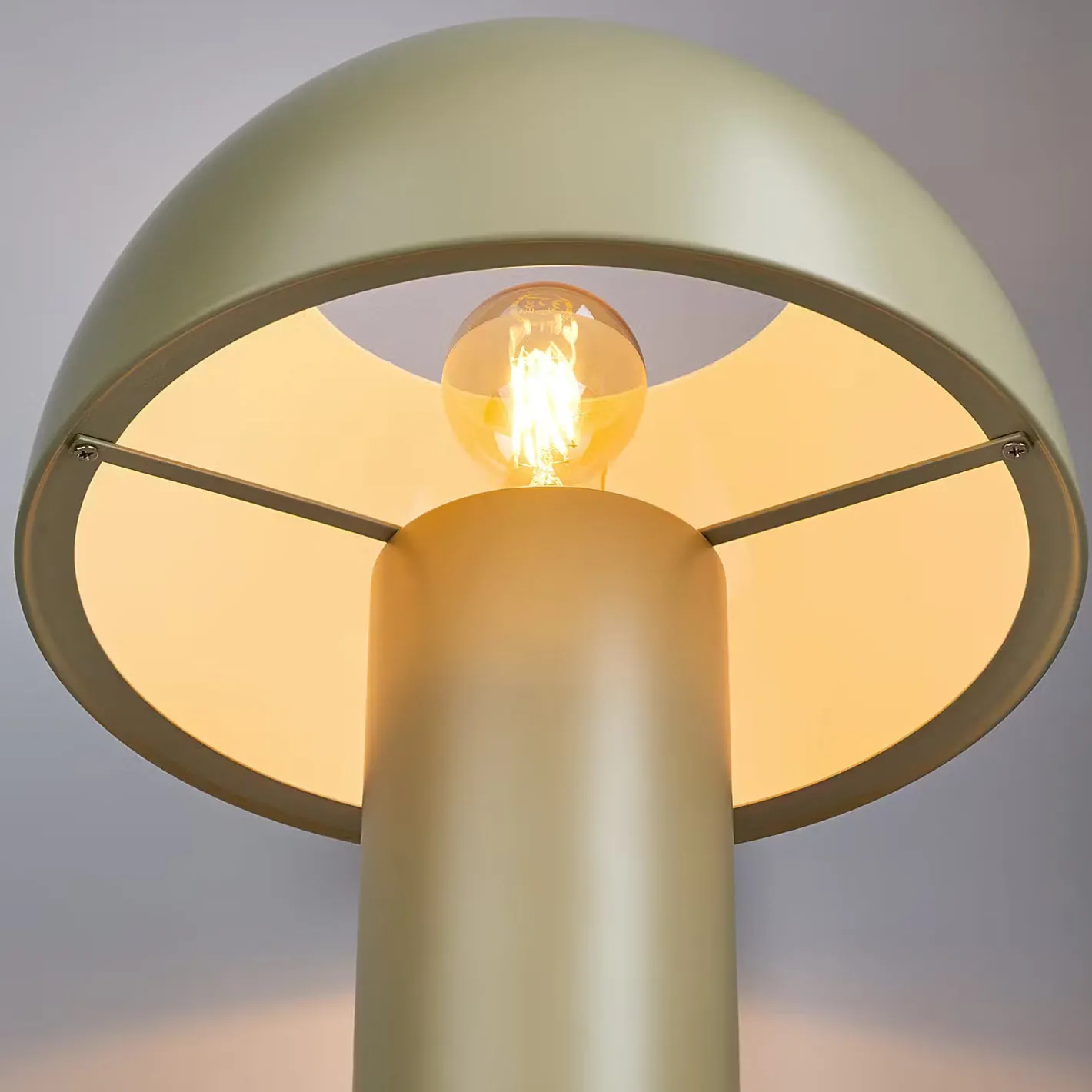 Butlers PROTOTYPE Tischleuchte Sale