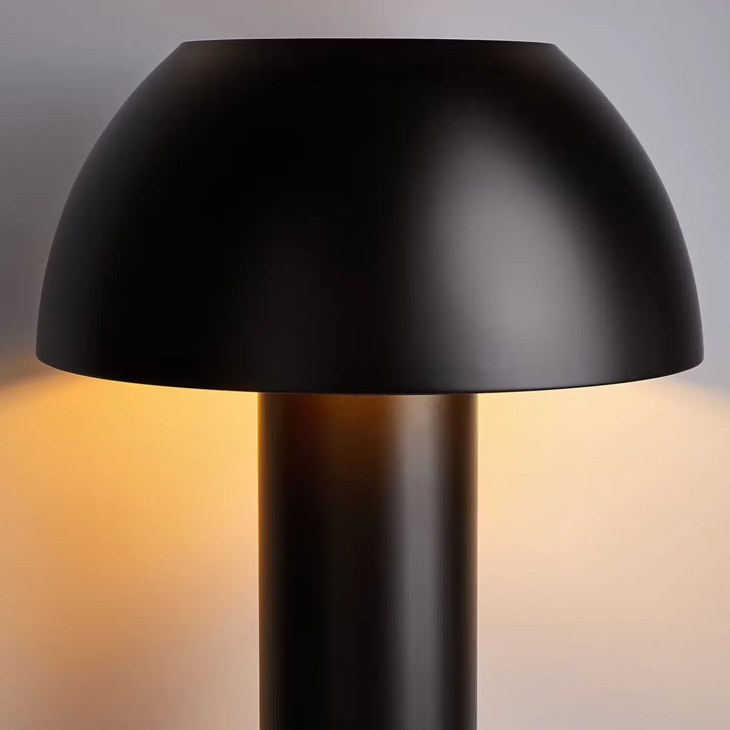 Butlers PROTOTYPE Tischleuchte Sale